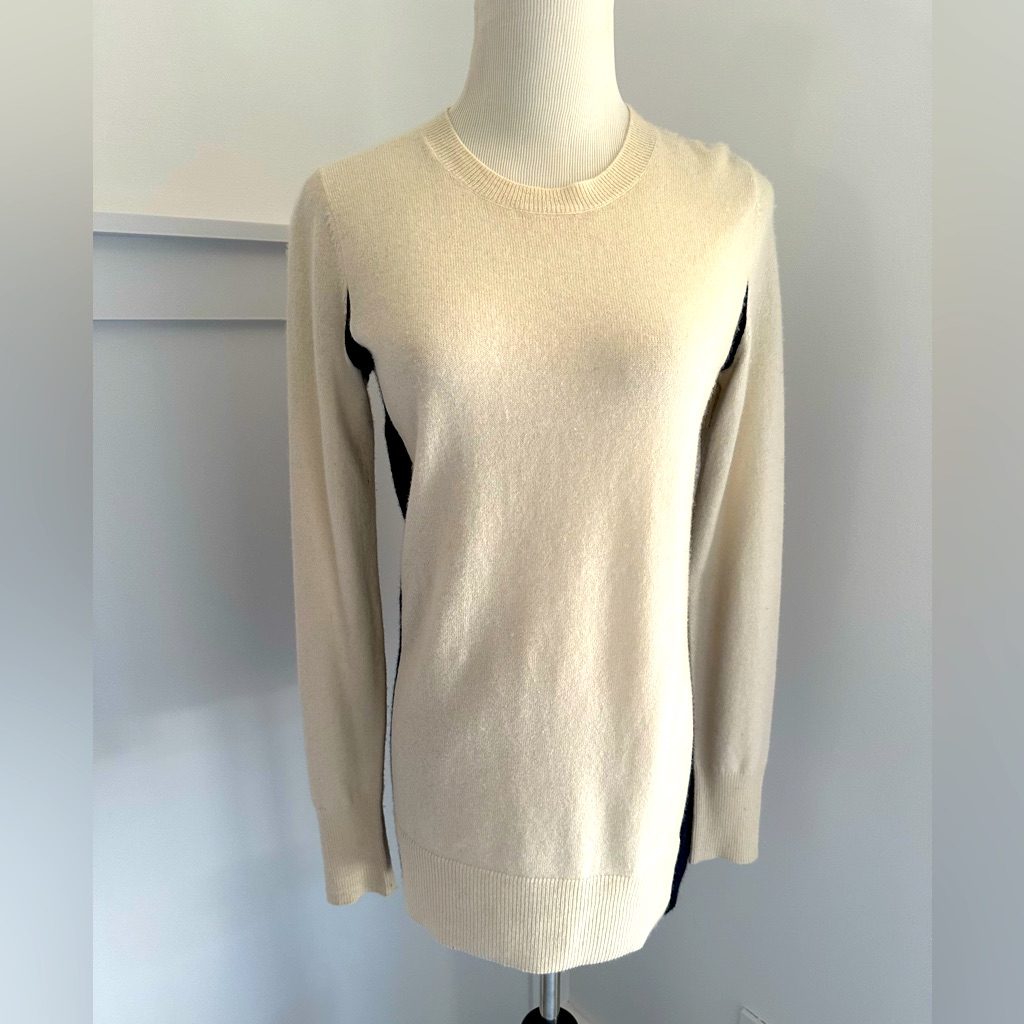 Vince 100% Cashmere Sweater Cream And Black Size Xs